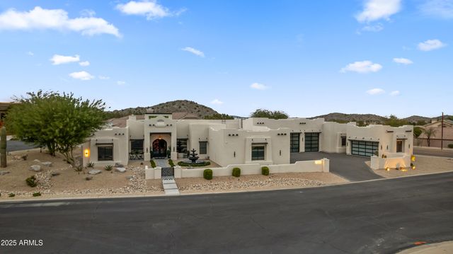 18190 W SANTA ALBERTA Lane, Goodyear, AZ 85338