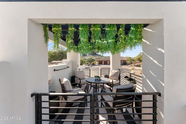 18190 W SANTA ALBERTA Lane, Goodyear, AZ 85338