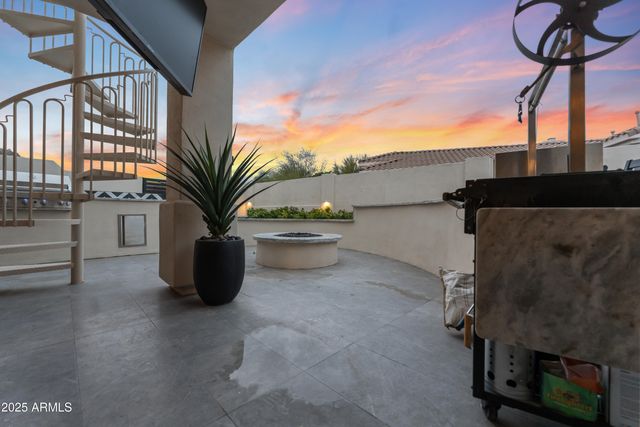 18190 W SANTA ALBERTA Lane, Goodyear, AZ 85338