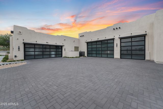 18190 W SANTA ALBERTA Lane, Goodyear, AZ 85338