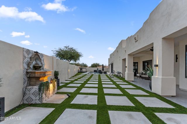 18190 W SANTA ALBERTA Lane, Goodyear, AZ 85338