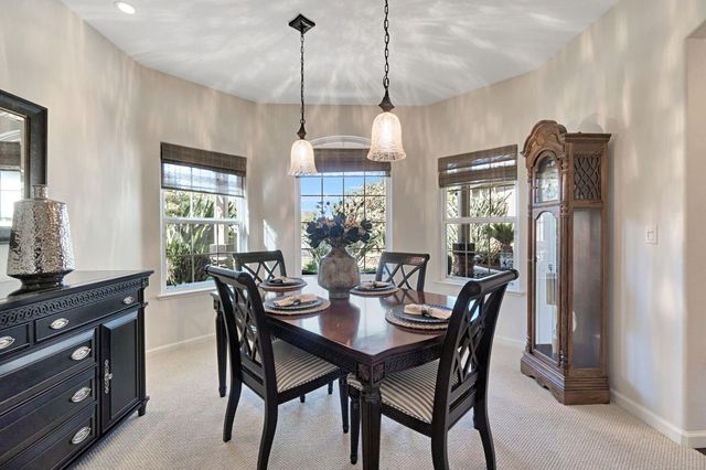 558 W Serena Avenue, Clovis, CA 93619