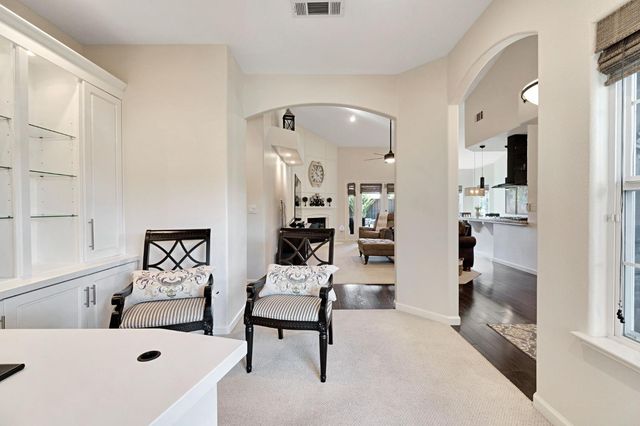 558 W Serena Avenue, Clovis, CA 93619