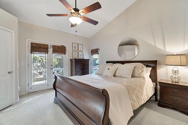 558 W Serena Avenue, Clovis, CA 93619