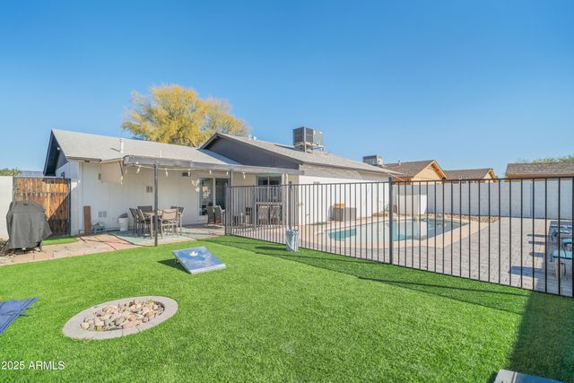 9001 W CAMPBELL Avenue, Phoenix, AZ 85037