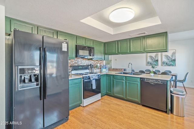 9001 W CAMPBELL Avenue, Phoenix, AZ 85037