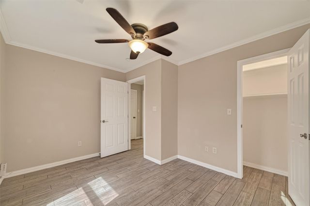 5721 Sylvia Drive, Galveston, TX 77551