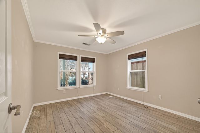 5721 Sylvia Drive, Galveston, TX 77551