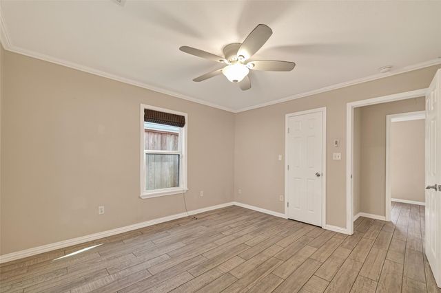 5721 Sylvia Drive, Galveston, TX 77551