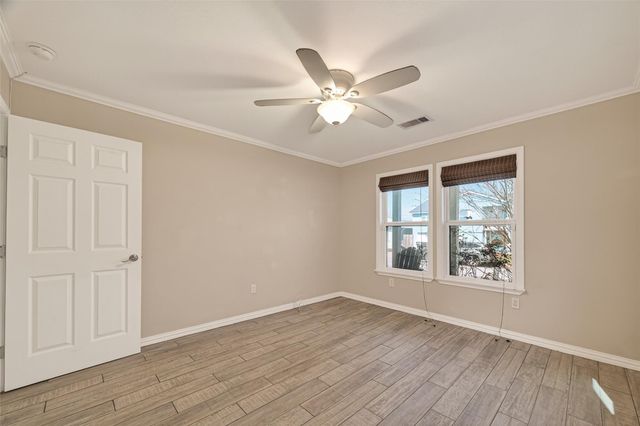 5721 Sylvia Drive, Galveston, TX 77551