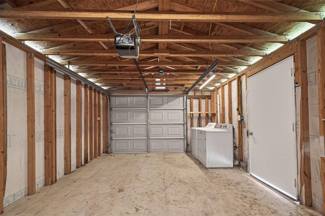 5721 Sylvia Drive, Galveston, TX 77551