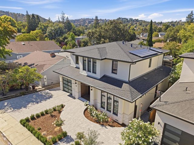 137 Oakview Drive, San Carlos, CA 94070