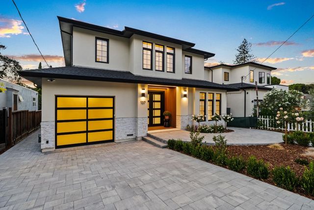137 Oakview Drive, San Carlos, CA 94070