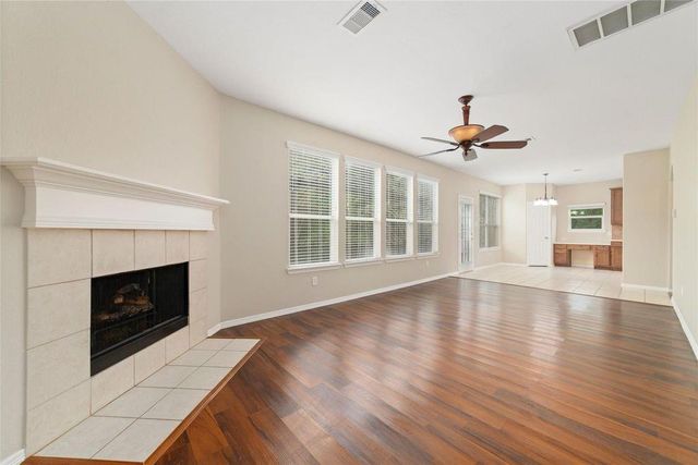 2317 Jefferson Crossing Drive D, Conroe, TX 77304