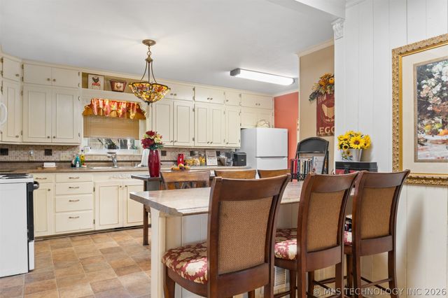 1248 Waco, Durant, OK 74701