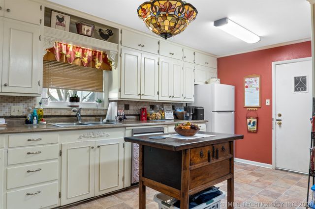 1248 Waco, Durant, OK 74701