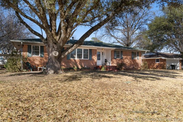1248 Waco, Durant, OK 74701