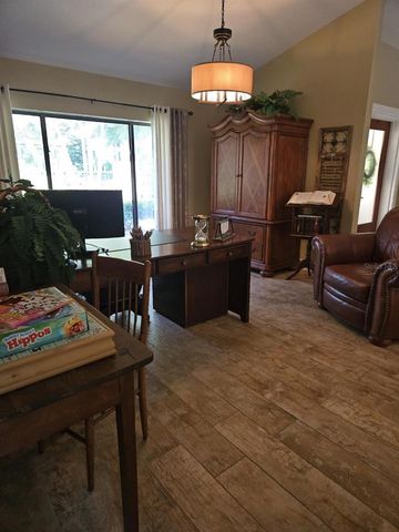 392 LAKEVIEW TERRACE, Palm Harbor, FL 34683