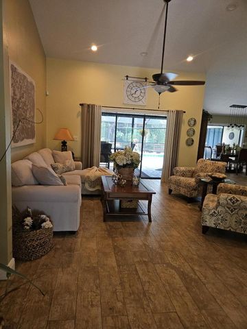 392 LAKEVIEW TERRACE, Palm Harbor, FL 34683