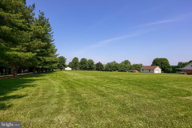 445 ST. MICHAELS MODEL STEINFELT RD, Red Lion, PA 17356