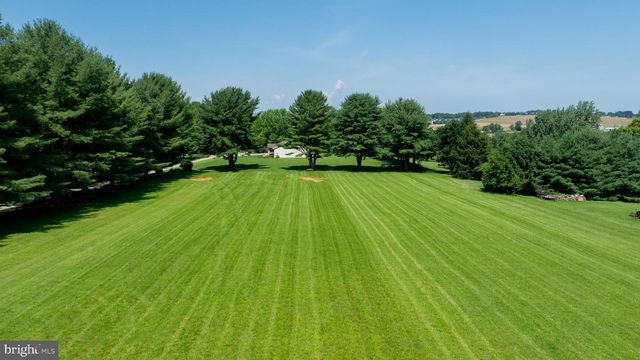 445 ST. MICHAELS MODEL STEINFELT RD, Red Lion, PA 17356