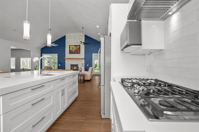 207 W Neyland, Colmesneil, TX 75938