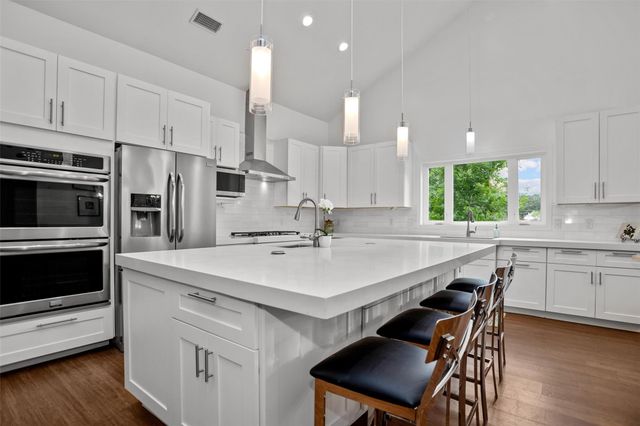 207 W Neyland, Colmesneil, TX 75938