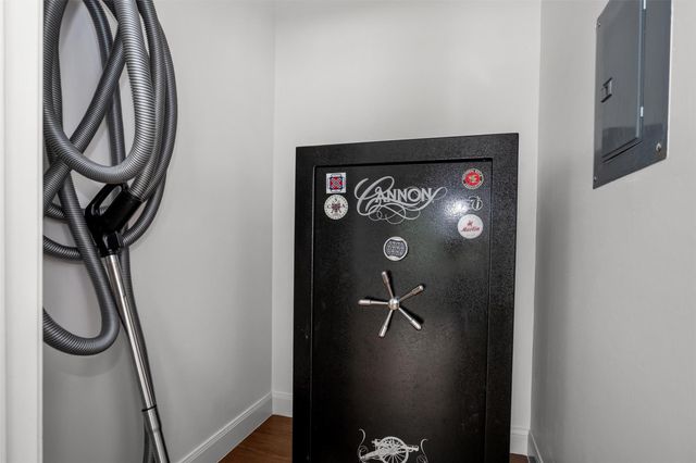 207 W Neyland, Colmesneil, TX 75938