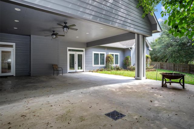 207 W Neyland, Colmesneil, TX 75938