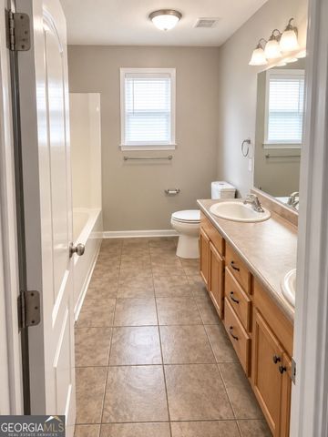 307 Hidden Creek Circle, Warner Robins, GA 31088