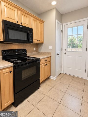 307 Hidden Creek Circle, Warner Robins, GA 31088