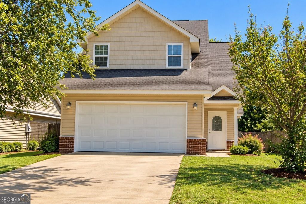 307 Hidden Creek Circle, Warner Robins, GA 31088