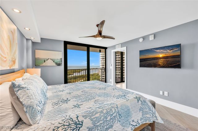 380 Seaview CT 11202, Marco Island, FL 34145