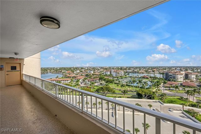 380 Seaview CT 11202, Marco Island, FL 34145