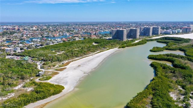 380 Seaview CT 11202, Marco Island, FL 34145