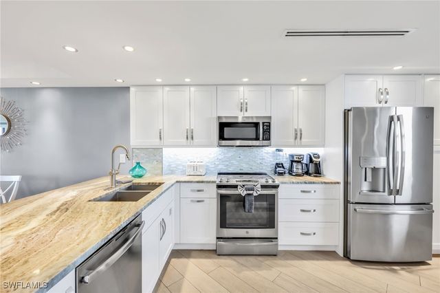 380 Seaview CT 11202, Marco Island, FL 34145