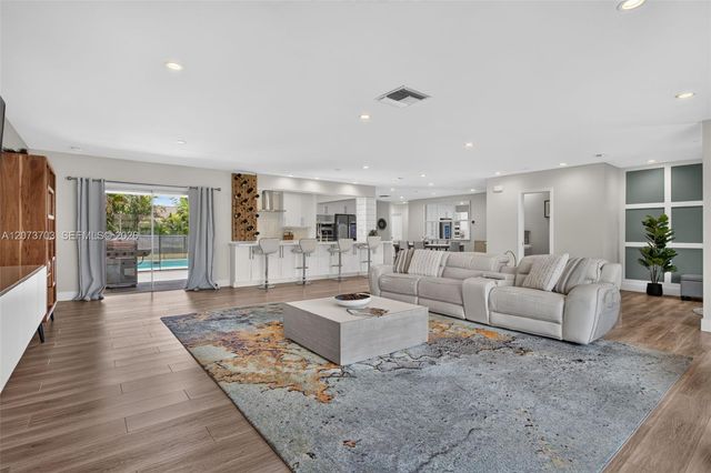 3200 NW 114th Terrace, Coral Springs, FL 33065