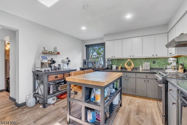 1105 Route202206, Bridgewater Twp., NJ 08807