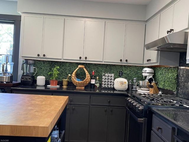 1105 Route202206, Bridgewater Twp., NJ 08807