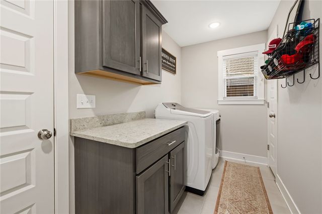 652 S Baggett Street, Prairie Grove, AR 72753