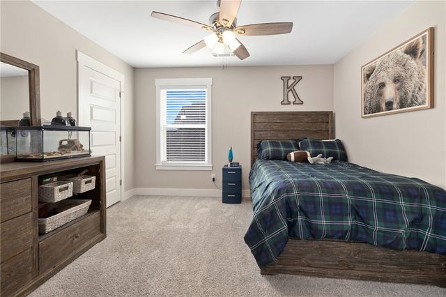 652 S Baggett Street, Prairie Grove, AR 72753