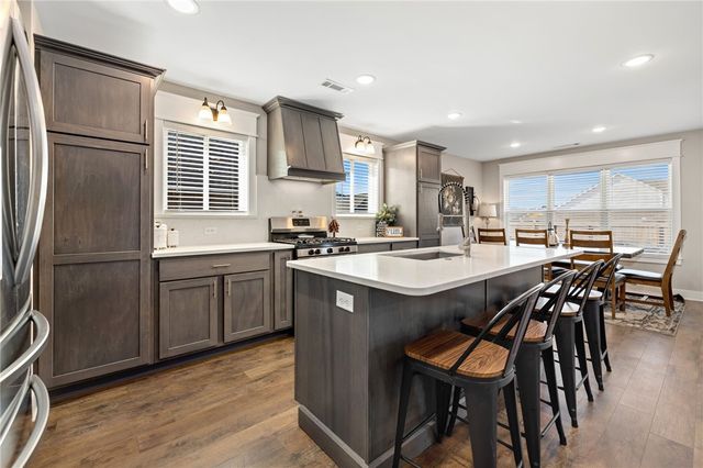 652 S Baggett Street, Prairie Grove, AR 72753