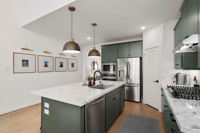 10619 Hidden Rock Drive, Missouri City, TX 77459