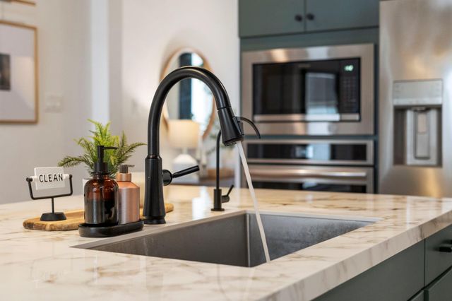 10619 Hidden Rock Drive, Missouri City, TX 77459