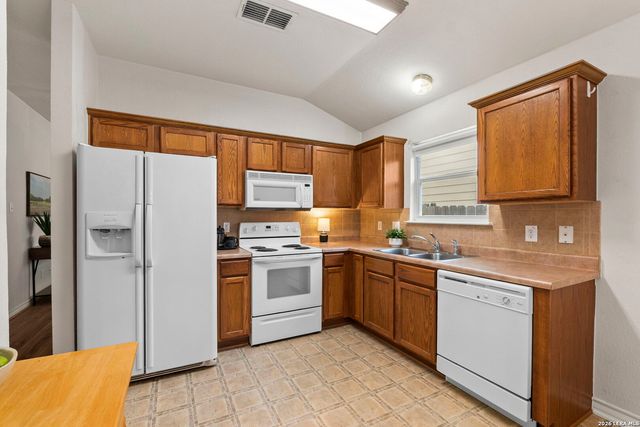 714 Sycamore Moon, San Antonio, TX 78216