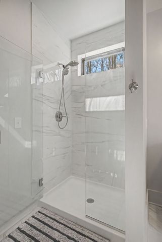 1863 Lake Louisa Loop, Monteagle, TN 37356