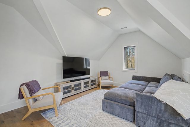 1863 Lake Louisa Loop, Monteagle, TN 37356