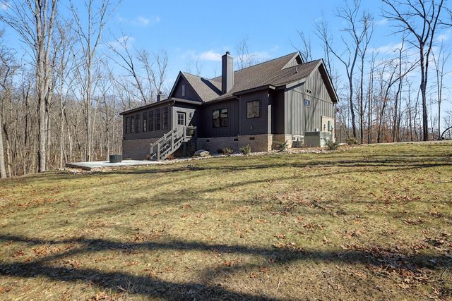 1863 Lake Louisa Loop, Monteagle, TN 37356
