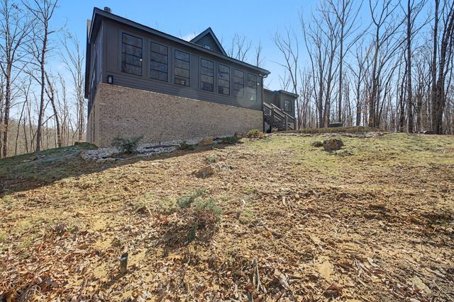 1863 Lake Louisa Loop, Monteagle, TN 37356