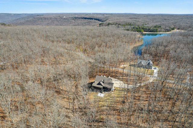 1863 Lake Louisa Loop, Monteagle, TN 37356